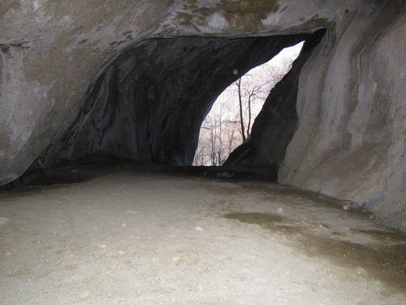 Jaskyňa Šarkania 1 - Majtán Robo