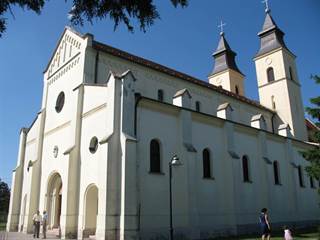 Benediktínsky kostol v Diak. 2 - Taz666