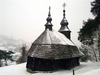 Drevený kostolík v Inovciach 4 - Palino Peťovský