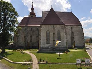 Gotický kostol v Okoličnom 2