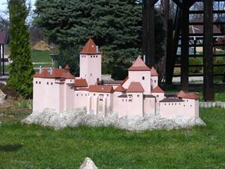 Park miniatúr v Podolí 1 - Palino Peťovský