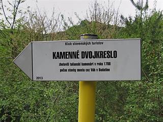 Kamenné dvojkreslo 6 - Majtán Robo