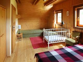 Drevenice na lúke 06