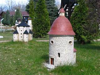 Park miniatúr v Podolí 3 - Palino Peťovský