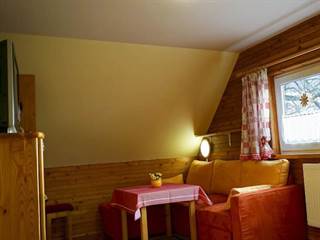 Penzión a drevenica Pri Hati 12