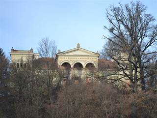 Kaštieľ v Opatovej 3 - Ladislav Luppa