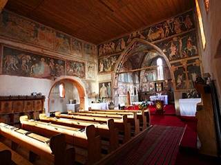 Stredoveký kostolík v Ponikách 2