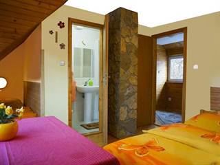 Penzión a drevenica Pri Hati 8