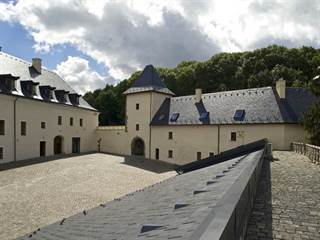 Hotel The Grand Vígľaš 28