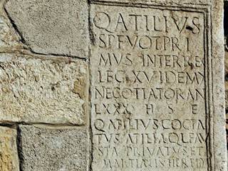 Stredoveký kostolík v Boldogu 08