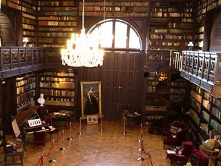 Aponiovská knižnica 05