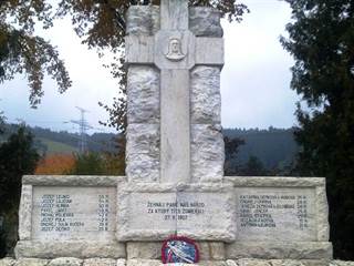 Pomník černovských martýrov 2