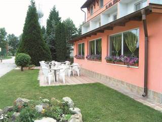 Penzión Jarka a Apartmány MA.JA.MI 8