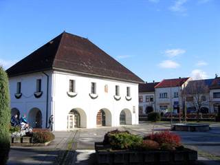 Historická radnica v Rajci 2 - Juloml