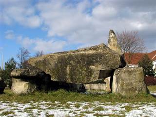 Holíčske megality 2 - PhDr. Rudolf Irša