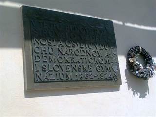 Prvé slovenské gymnázium 2 - Peter439