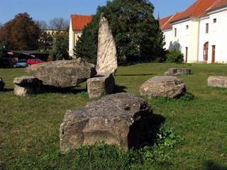 Holíčske megality 5 - PhDr. Rudolf Irša