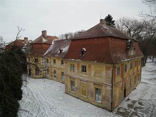 Kaštieľ v Chtelnici 5