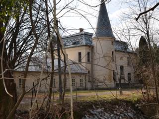 Secestný kaštieľ v Klátovej Novej Vsi, časť Janova