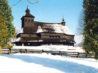 Drevený kostolík v Uličskom 06