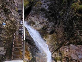 Jánošíkove diery 8 - Majtán Robo