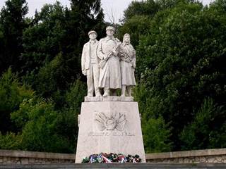 Pamätník Dargov 2 - Ing.Mgr. Jozef Kotulič