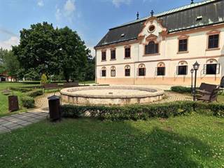 Novobarokový kaštieľ v Klátovej Novej Vsi 3