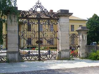 Kaštieľ v Dolnej Krup. 5 - Lure